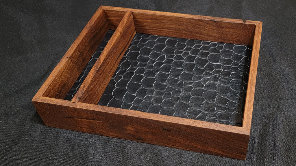 Dice Tray with Removeable Vault - Walnut