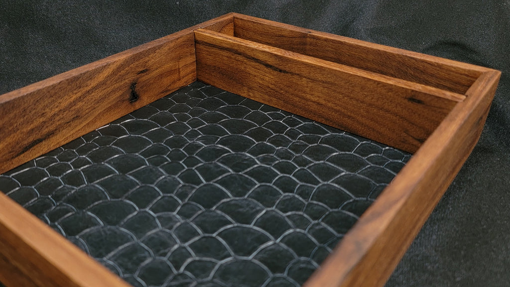 Dice Tray with Removeable Vault - Walnut